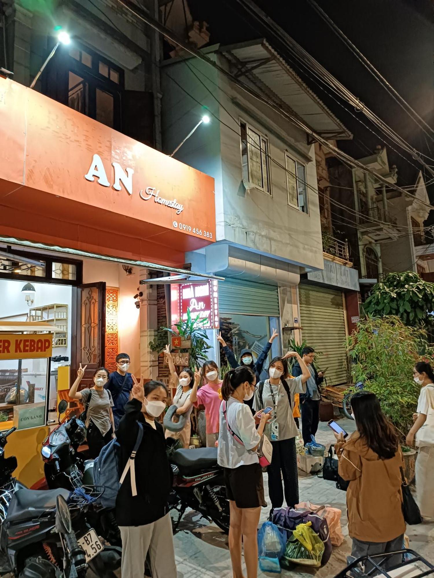 An Homestay & Hostel Motorbikes & Tours 高平 外观 照片