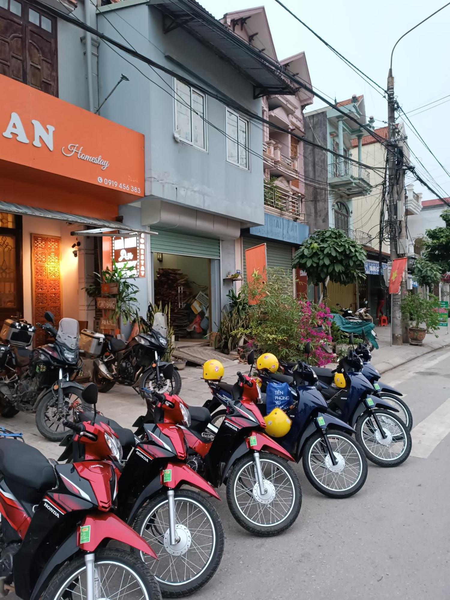 An Homestay & Hostel Motorbikes & Tours 高平 外观 照片
